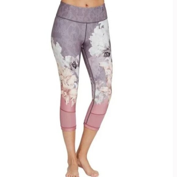 CALIA by Carrie Underwood Printed Filament Capris - Picture 1 of 7